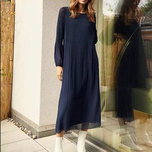 Aritzia Wilfred Black Daydreamer Midi Pleated Chiffon Dress 2XS